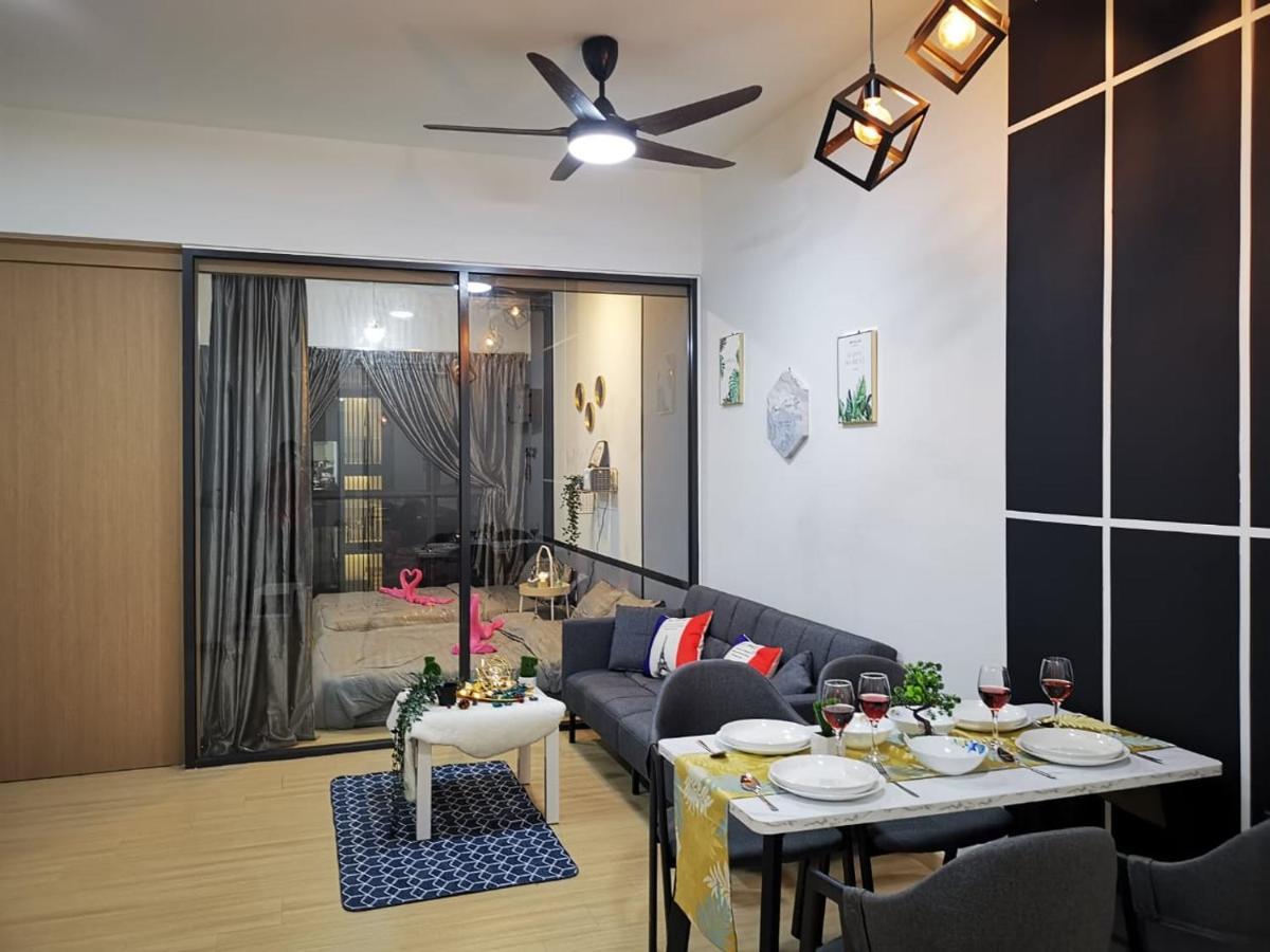 Dsara Big Cinema Netflix Projector Next Sb Hospital Apartment Sungai Buloh Exterior photo